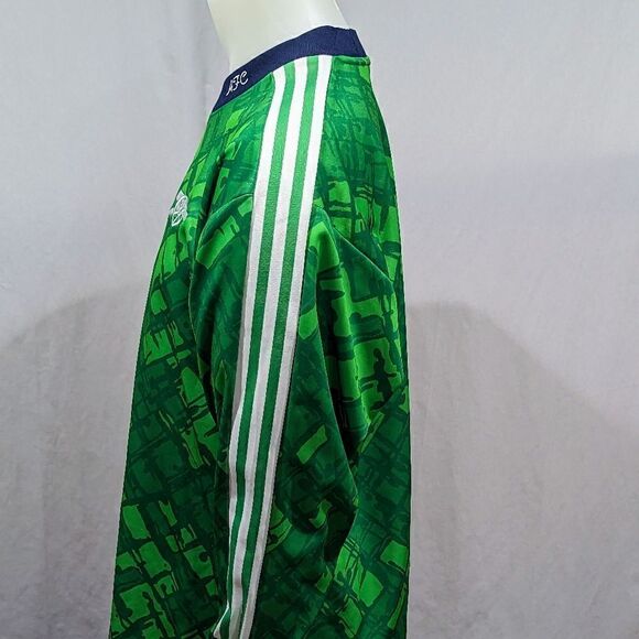 Arsenal adidas Authentic Football Icon Goalkeeper Jersey - Green size L - Picture 5 of 7